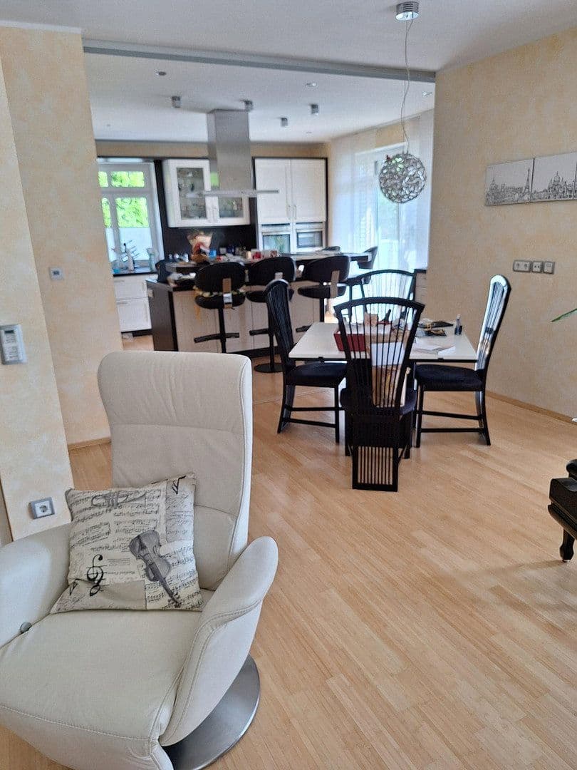 Predaj domu 191 m², pozemek 600 m², Wolfsburg, Dolné Sasko Predaj domu 191 m², pozemek 600 m², Wolfsburg, Dolné Sasko