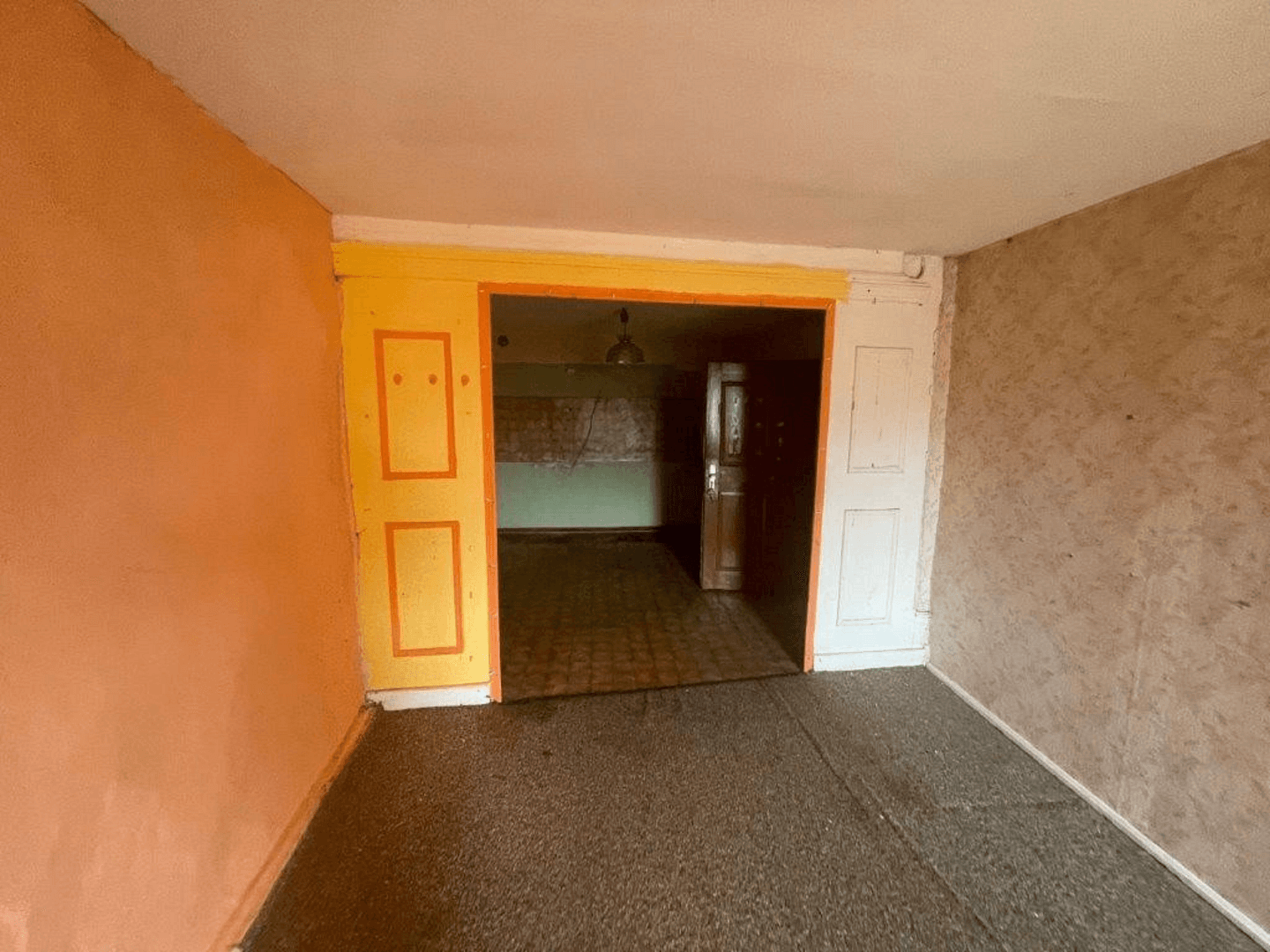 Predaj domu 460 m², pozemek 570 m², Volkach, Bavorsko Predaj domu 460 m², pozemek 570 m², Volkach, Bavorsko