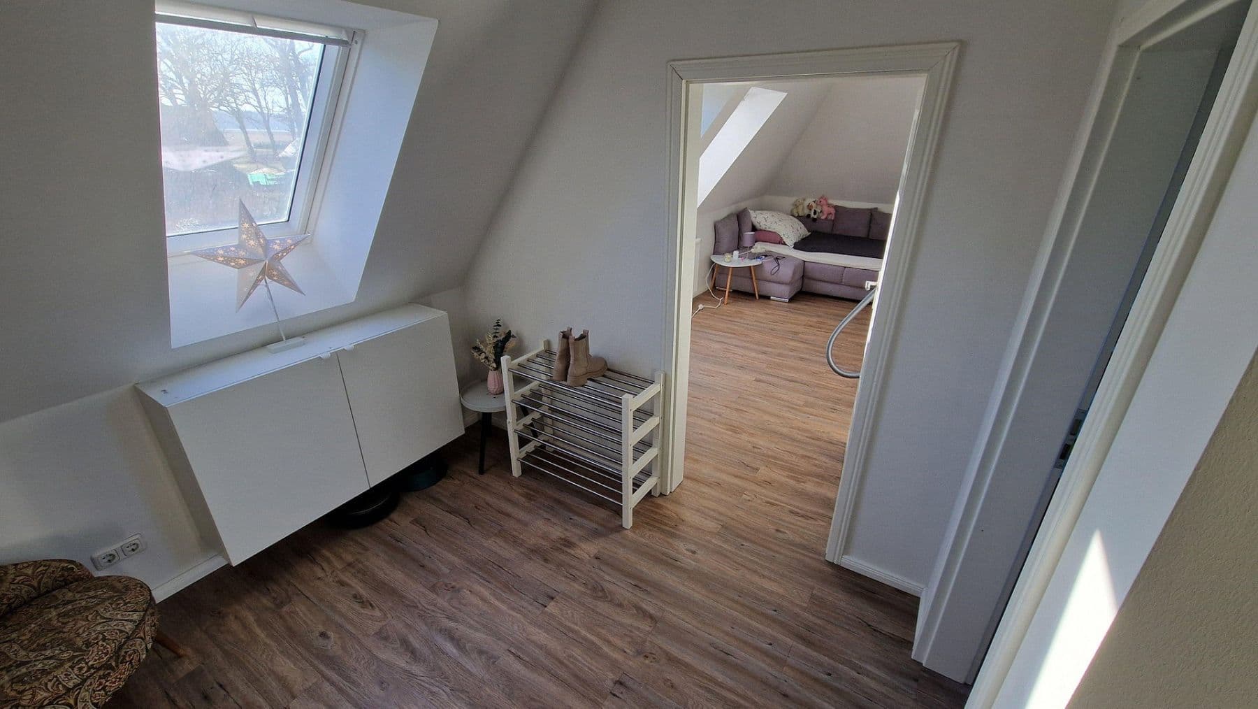 Prenájom bytu 4-izbový 142 m², Ringstraße 2, Thomasburg, Dolné Sasko Prenájom bytu 4-izbový 142 m², Ringstraße 2, Thomasburg, Dolné Sasko