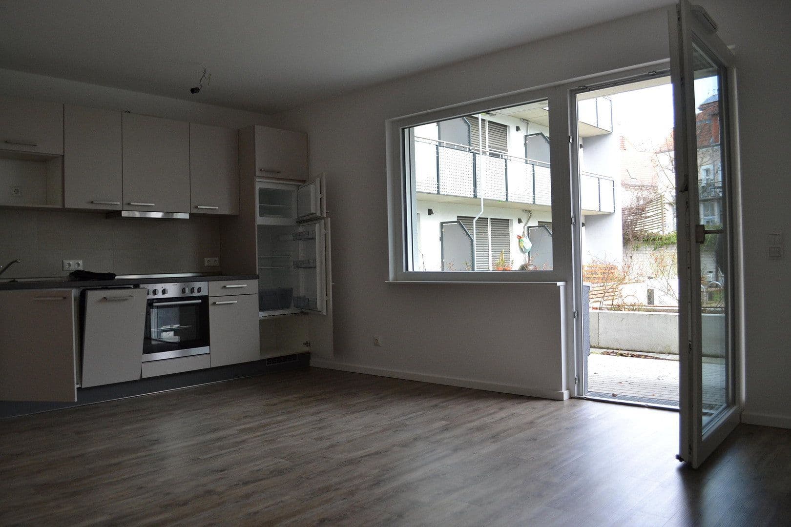 Prenájom bytu 1-izbový 44 m², Trautenauer Str. 13, Berlin, Berlín Prenájom bytu 1-izbový 44 m², Trautenauer Str. 13, Berlin, Berlín