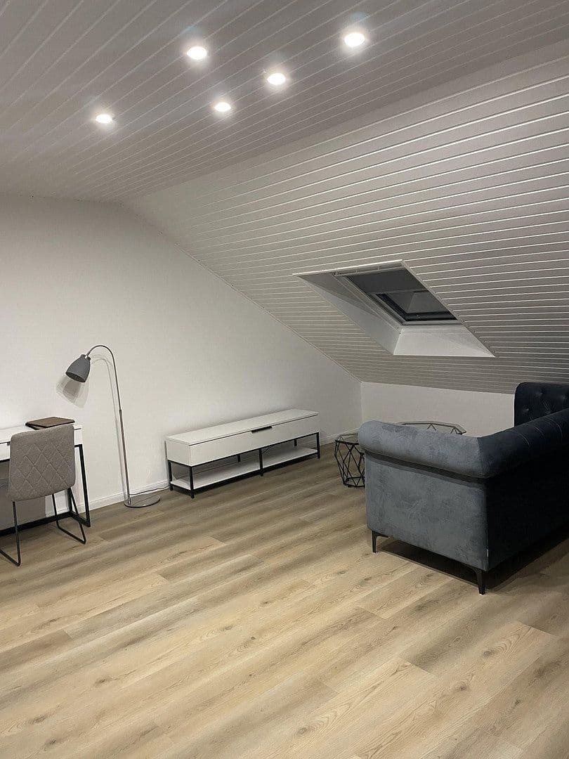 Prenájom bytu 2-izbový 47 m², Fischerstraße 50, Mannheim, Bádensko-Wurttembersko Prenájom bytu 2-izbový 47 m², Fischerstraße 50, Mannheim, Bádensko-Wurttembersko