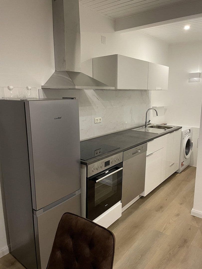 Prenájom bytu 2-izbový 47 m², Fischerstraße 50, Mannheim, Bádensko-Wurttembersko Prenájom bytu 2-izbový 47 m², Fischerstraße 50, Mannheim, Bádensko-Wurttembersko