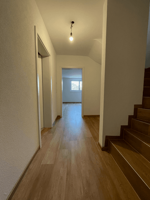 Predaj domu 160 m², pozemek 180 m², Wehratalstrasse 31c, Wehr, Bádensko-Wurttembersko Predaj domu 160 m², pozemek 180 m², Wehratalstrasse 31c, Wehr, Bádensko-Wurttembersko