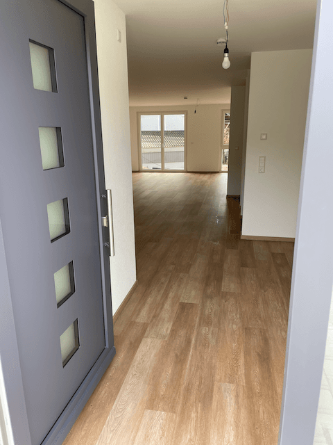 Predaj domu 160 m², pozemek 180 m², Wehratalstrasse 31c, Wehr, Bádensko-Wurttembersko Predaj domu 160 m², pozemek 180 m², Wehratalstrasse 31c, Wehr, Bádensko-Wurttembersko