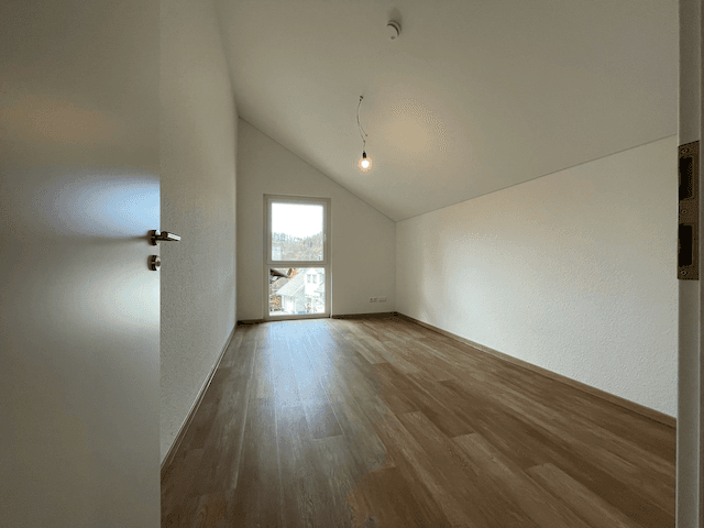 Predaj domu 160 m², pozemek 180 m², Wehratalstrasse 31c, Wehr, Bádensko-Wurttembersko Predaj domu 160 m², pozemek 180 m², Wehratalstrasse 31c, Wehr, Bádensko-Wurttembersko