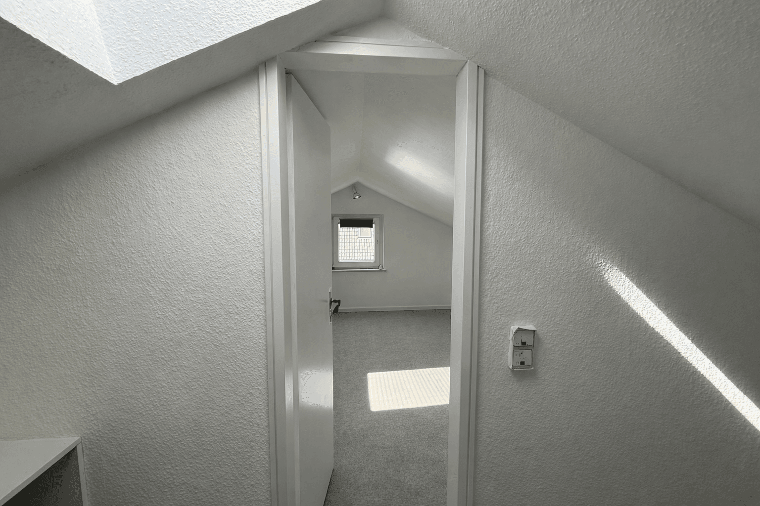 Prenájom domu 120 m², pozemek 400 m², Berlin, Berlín Prenájom domu 120 m², pozemek 400 m², Berlin, Berlín