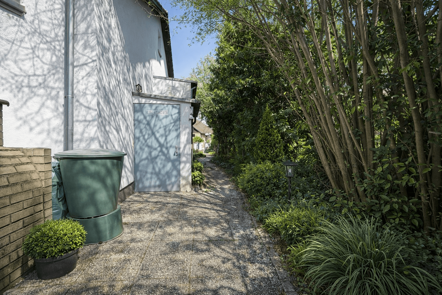 Prenájom domu 120 m², pozemek 400 m², Berlin, Berlín Prenájom domu 120 m², pozemek 400 m², Berlin, Berlín