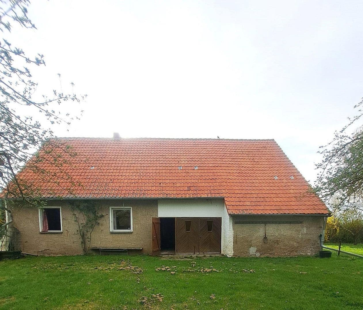 Predaj domu 92 m², pozemek 3.101 m², Dorfstrass 5, Boldekow, Meklenbursko-Predpomoransko Predaj domu 92 m², pozemek 3.101 m², Dorfstrass 5, Boldekow, Meklenbursko-Predpomoransko