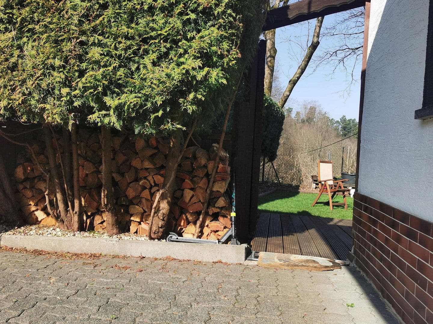 Predaj domu 103 m², pozemek 360 m², Siegen, Severné Porýnie - Westfálsko Predaj domu 103 m², pozemek 360 m², Siegen, Severné Porýnie - Westfálsko
