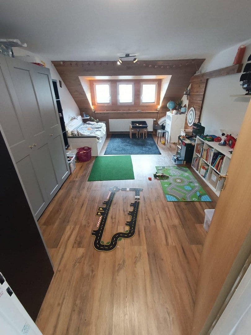 Predaj domu 103 m², pozemek 360 m², Siegen, Severné Porýnie - Westfálsko Predaj domu 103 m², pozemek 360 m², Siegen, Severné Porýnie - Westfálsko