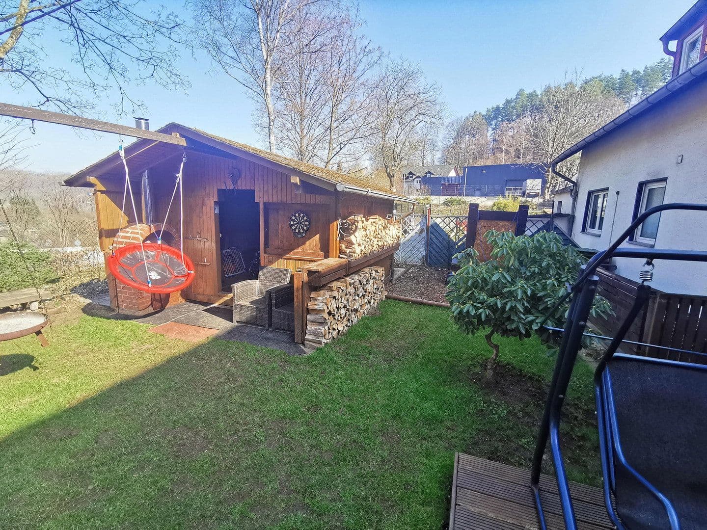 Predaj domu 103 m², pozemek 360 m², Siegen, Severné Porýnie - Westfálsko Predaj domu 103 m², pozemek 360 m², Siegen, Severné Porýnie - Westfálsko