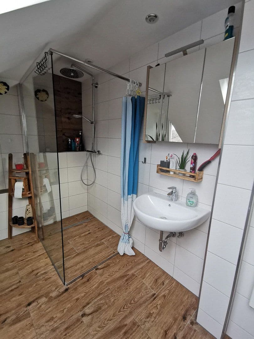 Predaj domu 103 m², pozemek 360 m², Siegen, Severné Porýnie - Westfálsko Predaj domu 103 m², pozemek 360 m², Siegen, Severné Porýnie - Westfálsko