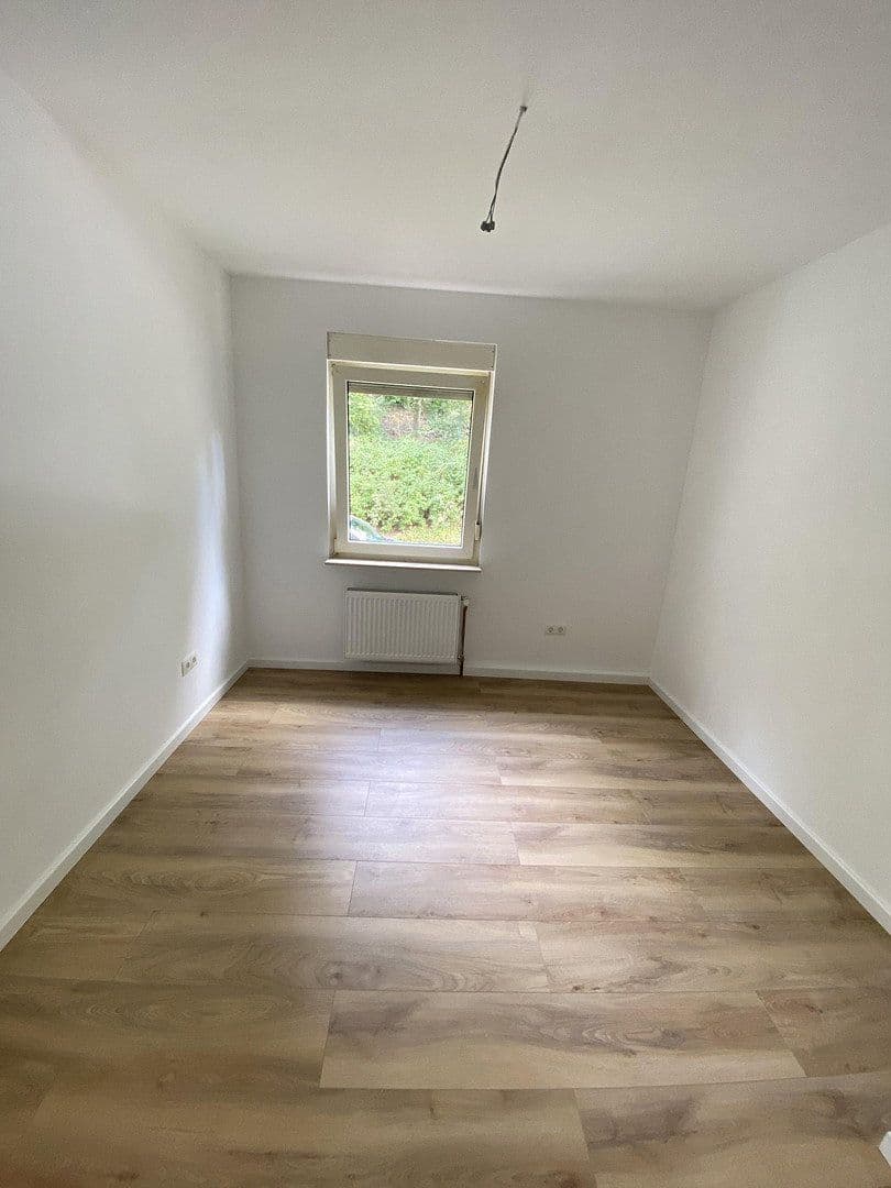 Prenájom bytu 3-izbový 68 m², Am Zimmermannskreuz 5, Kaiserslautern, Porýnie-Falcko Prenájom bytu 3-izbový 68 m², Am Zimmermannskreuz 5, Kaiserslautern, Porýnie-Falcko