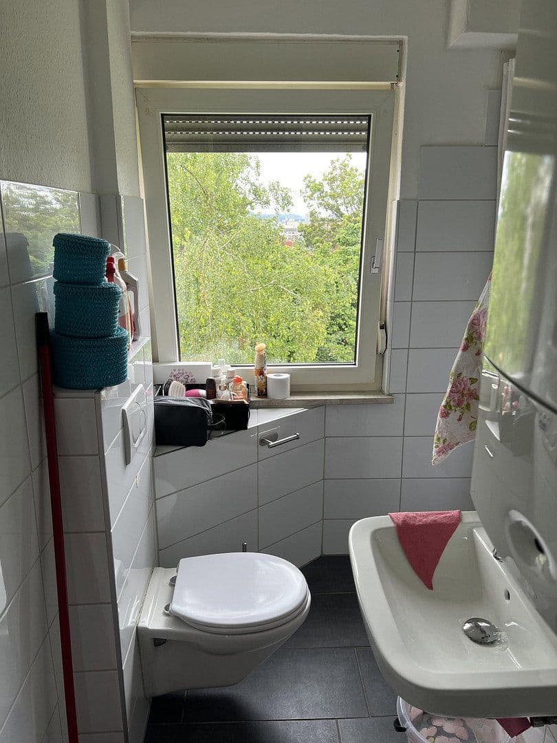 Prenájom bytu 3-izbový 68 m², Am Zimmermannskreuz 5, Kaiserslautern, Porýnie-Falcko Prenájom bytu 3-izbový 68 m², Am Zimmermannskreuz 5, Kaiserslautern, Porýnie-Falcko