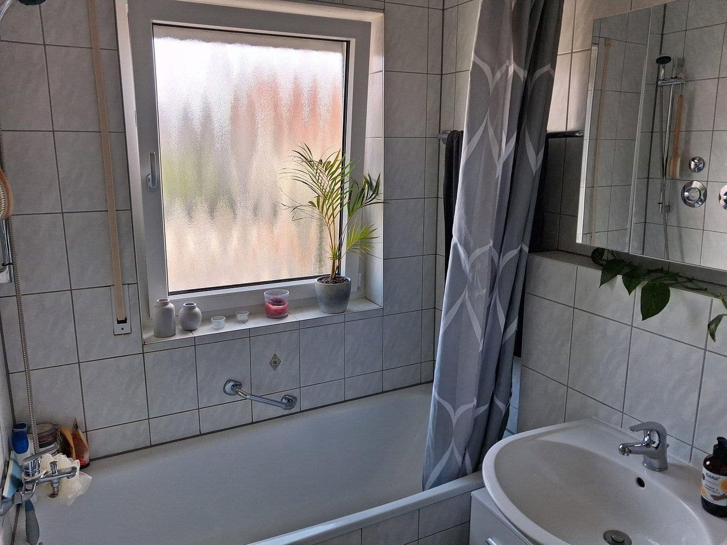 Prenájom bytu 2-izbový 60 m², Ummendorf, Bádensko-Wurttembersko Prenájom bytu 2-izbový 60 m², Ummendorf, Bádensko-Wurttembersko