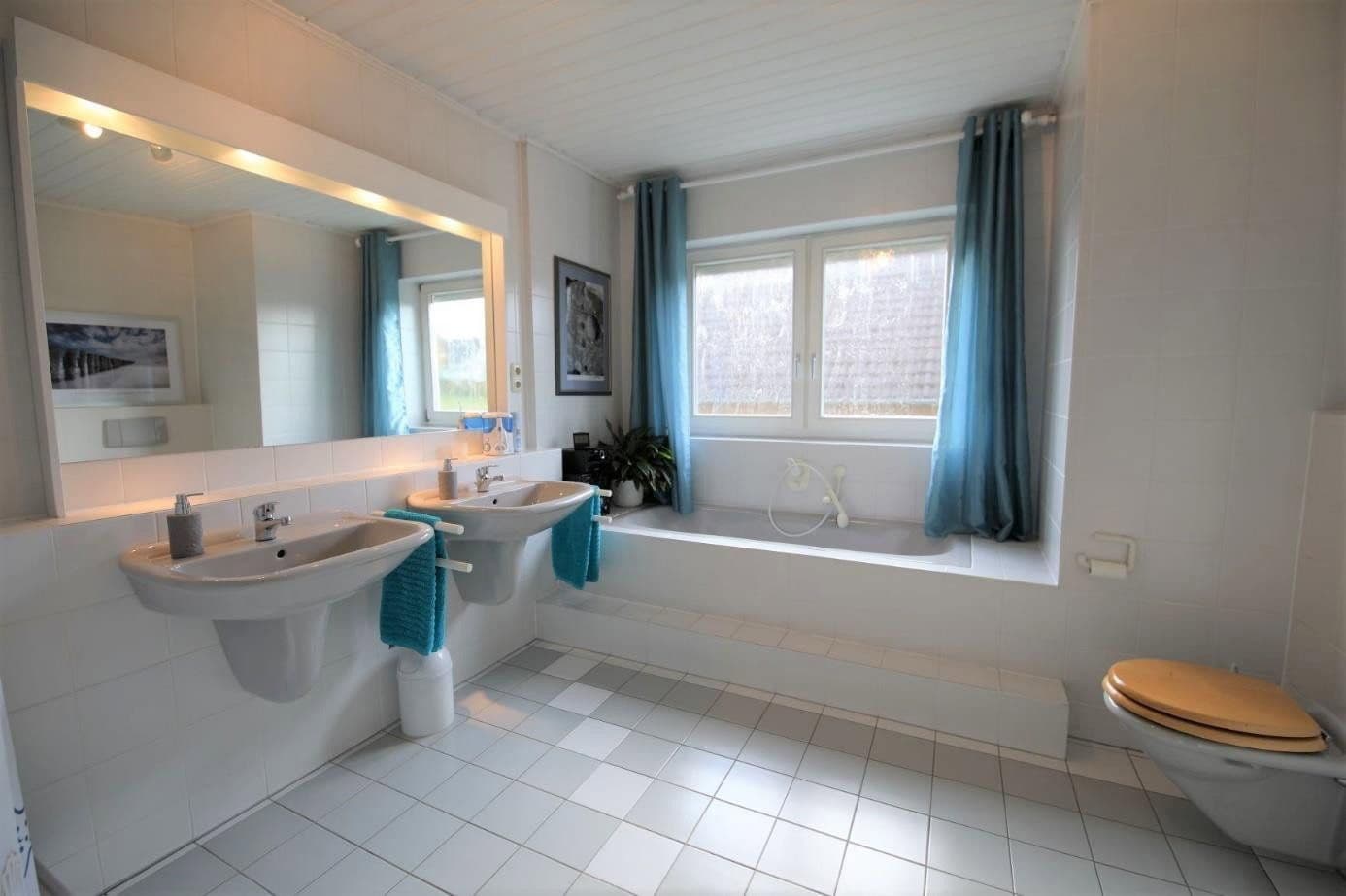 Predaj domu 130 m², pozemek 338 m², Buchholz (Westerwald), Porýnie-Falcko Predaj domu 130 m², pozemek 338 m², Buchholz (Westerwald), Porýnie-Falcko