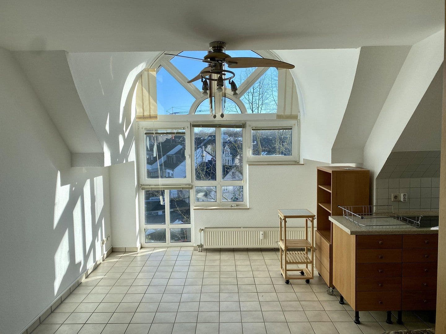 Prenájom bytu 2-izbový 58 m², Oulustr. 3, Leverkusen, Severné Porýnie - Westfálsko Prenájom bytu 2-izbový 58 m², Oulustr. 3, Leverkusen, Severné Porýnie - Westfálsko