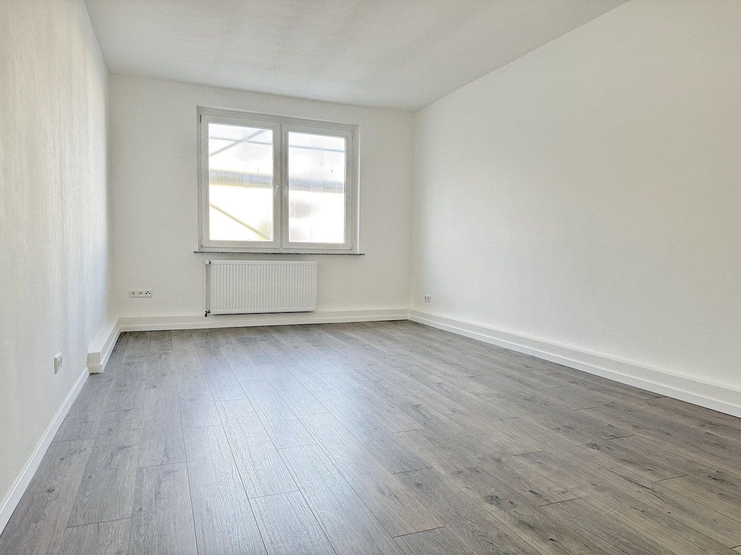 Prenájom bytu 3-izbový 82 m², Hochstr. 90, Hagen, Severné Porýnie - Westfálsko Prenájom bytu 3-izbový 82 m², Hochstr. 90, Hagen, Severné Porýnie - Westfálsko