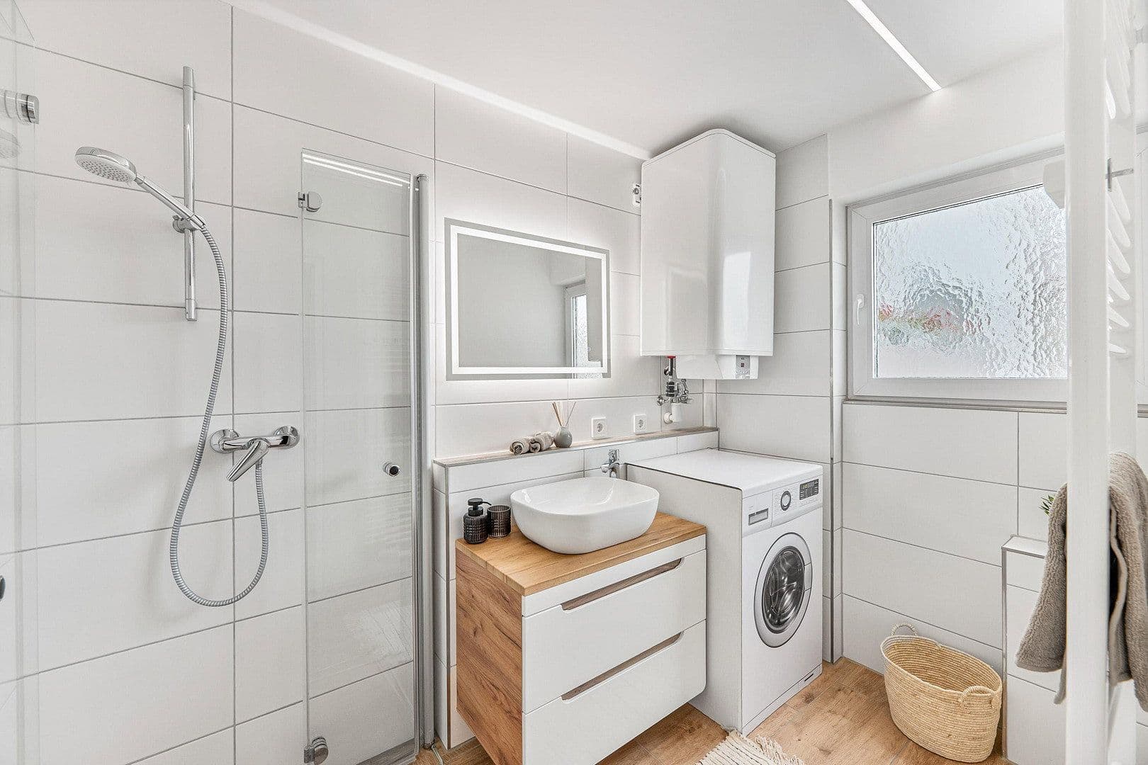 Predaj bytu 3-izbový 75 m², Leonberg, Bádensko-Wurttembersko Predaj bytu 3-izbový 75 m², Leonberg, Bádensko-Wurttembersko