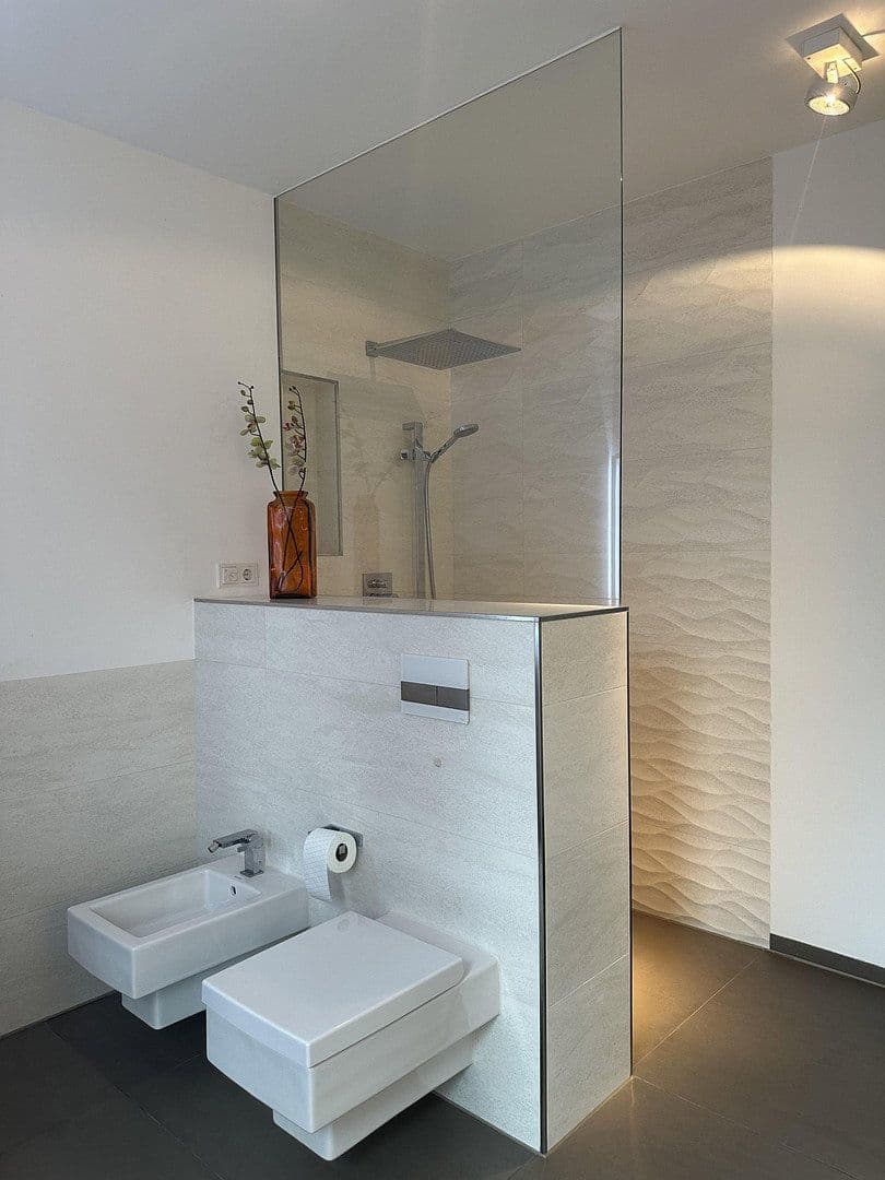 Predaj domu 346 m², pozemek 586 m², Witten, Severné Porýnie - Westfálsko Predaj domu 346 m², pozemek 586 m², Witten, Severné Porýnie - Westfálsko