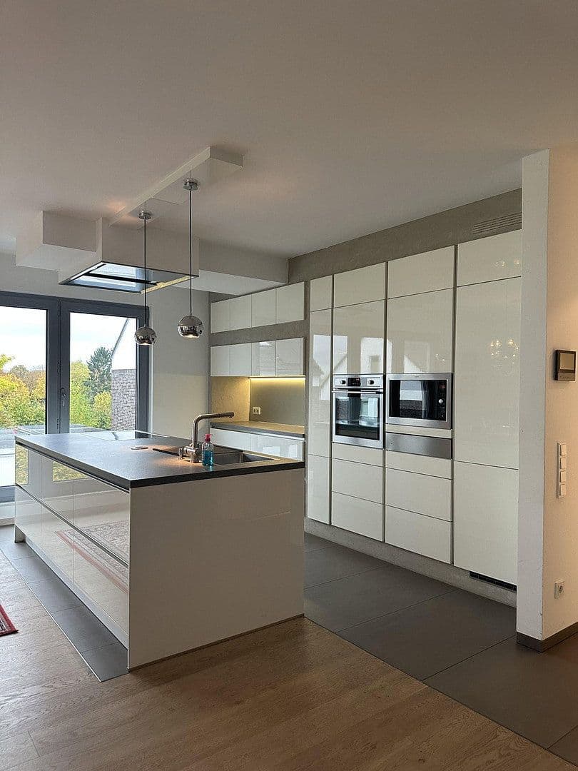 Predaj domu 346 m², pozemek 586 m², Witten, Severné Porýnie - Westfálsko Predaj domu 346 m², pozemek 586 m², Witten, Severné Porýnie - Westfálsko