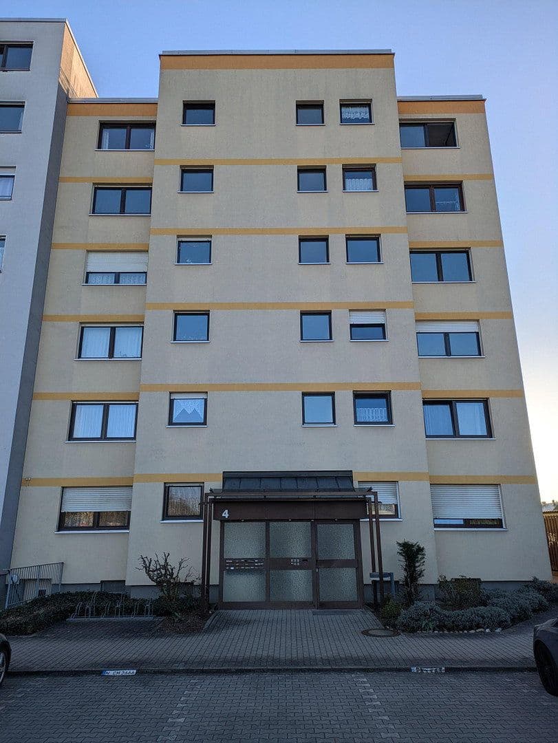 Prenájom bytu 2-izbový 61 m², Happurger Straße 4, Nürnberg, Bavorsko Prenájom bytu 2-izbový 61 m², Happurger Straße 4, Nürnberg, Bavorsko