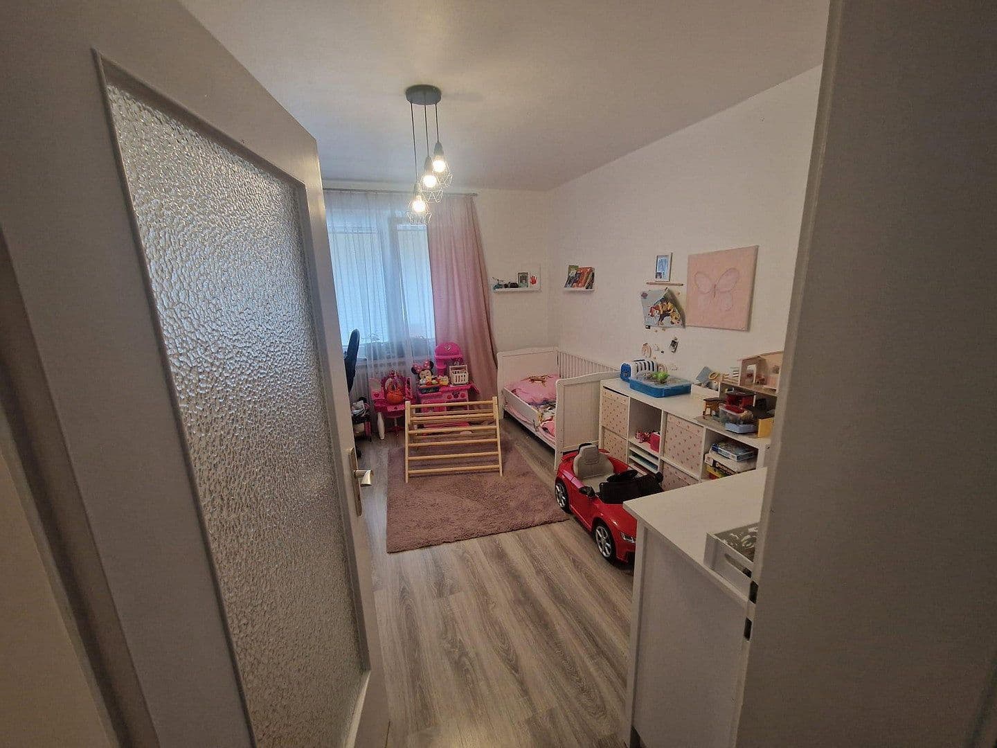 Predaj bytu 3-izbový 76 m², Hannover, Dolné Sasko Predaj bytu 3-izbový 76 m², Hannover, Dolné Sasko