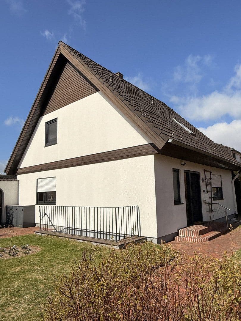 Predaj domu 113 m², pozemek 708 m², Wilhelm-Busch-Straße 22, Neumünster, Šlezvicko-Holštajnsko Predaj domu 113 m², pozemek 708 m², Wilhelm-Busch-Straße 22, Neumünster, Šlezvicko-Holštajnsko