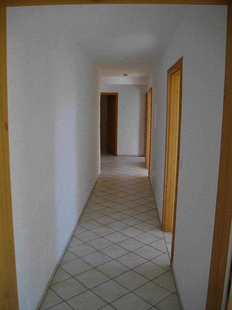 Prenájom bytu 3-izbový 80 m², Königsdorf, Bavorsko Prenájom bytu 3-izbový 80 m², Königsdorf, Bavorsko