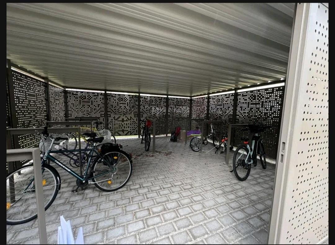 Prenájom bytu 2-izbový 65 m², Marienburgerstr 53a, München, Bavorsko Prenájom bytu 2-izbový 65 m², Marienburgerstr 53a, München, Bavorsko