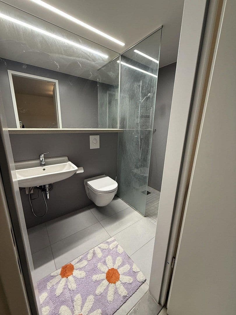 Prenájom bytu 3-izbový 51 m², Regensburgerstr. 41, Ingolstadt, Bavorsko Prenájom bytu 3-izbový 51 m², Regensburgerstr. 41, Ingolstadt, Bavorsko