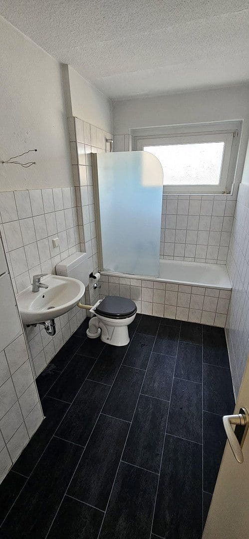 Prenájom bytu 3-izbový 82 m², Sachsenstraße 176, Recklinghausen, Severné Porýnie - Westfálsko Prenájom bytu 3-izbový 82 m², Sachsenstraße 176, Recklinghausen, Severné Porýnie - Westfálsko