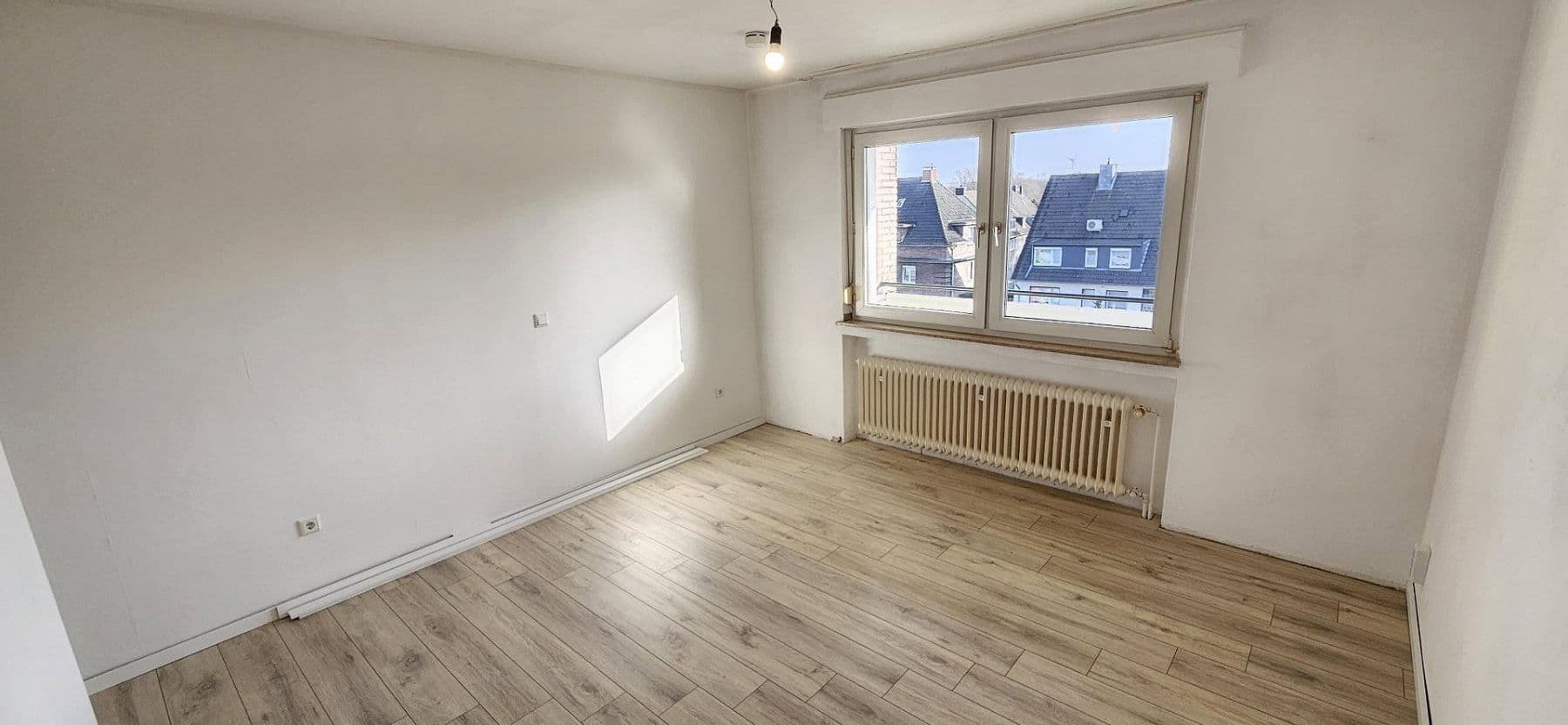 Prenájom bytu 3-izbový 82 m², Sachsenstraße 176, Recklinghausen, Severné Porýnie - Westfálsko Prenájom bytu 3-izbový 82 m², Sachsenstraße 176, Recklinghausen, Severné Porýnie - Westfálsko