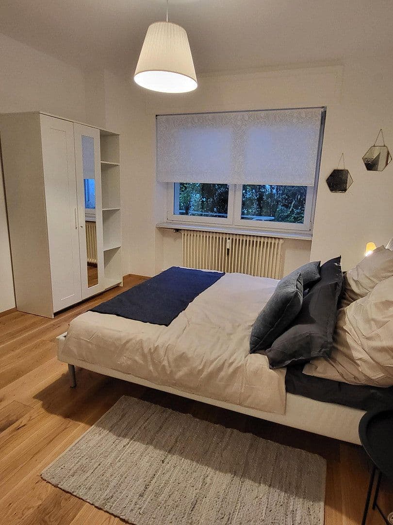 Prenájom bytu 3-izbový 86 m², Gärtnerweg 7, Frankfurt, Hesensko Prenájom bytu 3-izbový 86 m², Gärtnerweg 7, Frankfurt, Hesensko