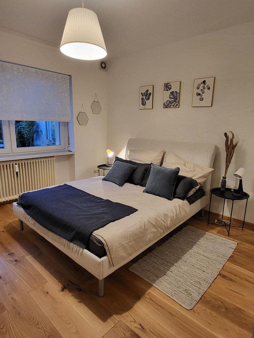 Prenájom bytu 3-izbový 86 m², Gärtnerweg 7, Frankfurt, Hesensko Prenájom bytu 3-izbový 86 m², Gärtnerweg 7, Frankfurt, Hesensko