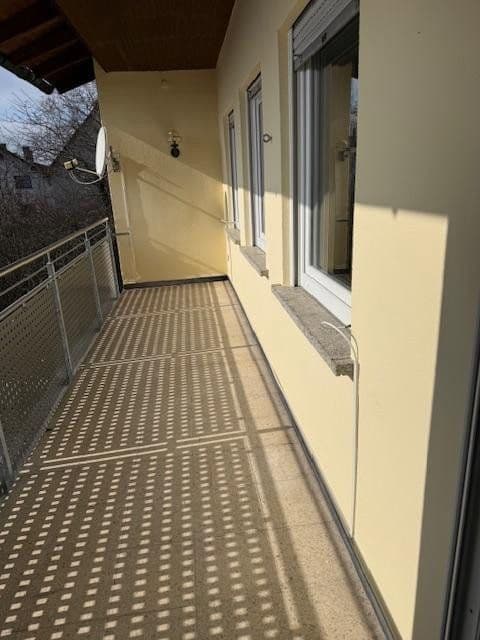 Prenájom bytu 3-izbový 85 m², Leinburg, Bavorsko Prenájom bytu 3-izbový 85 m², Leinburg, Bavorsko