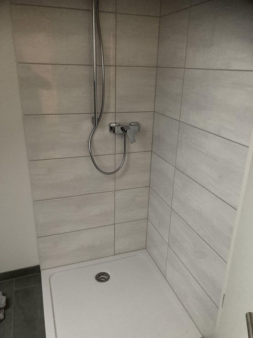 Prenájom domu 160 m², pozemek 450 m², Carlo Schellemannstr 26B, Eggenfelden, Bavorsko Prenájom domu 160 m², pozemek 450 m², Carlo Schellemannstr 26B, Eggenfelden, Bavorsko