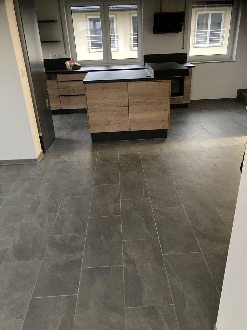 Prenájom domu 160 m², pozemek 450 m², Carlo Schellemannstr 26B, Eggenfelden, Bavorsko Prenájom domu 160 m², pozemek 450 m², Carlo Schellemannstr 26B, Eggenfelden, Bavorsko