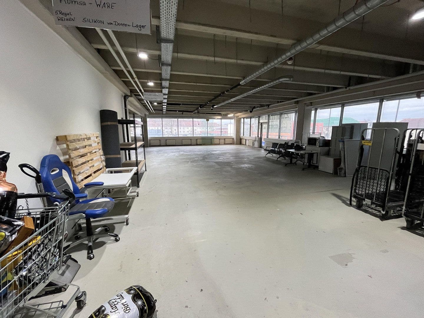 Prenájom kancelárie 460 m², Georg-Schumann-Straße 294, Leipzig, Sasko Prenájom kancelárie 460 m², Georg-Schumann-Straße 294, Leipzig, Sasko