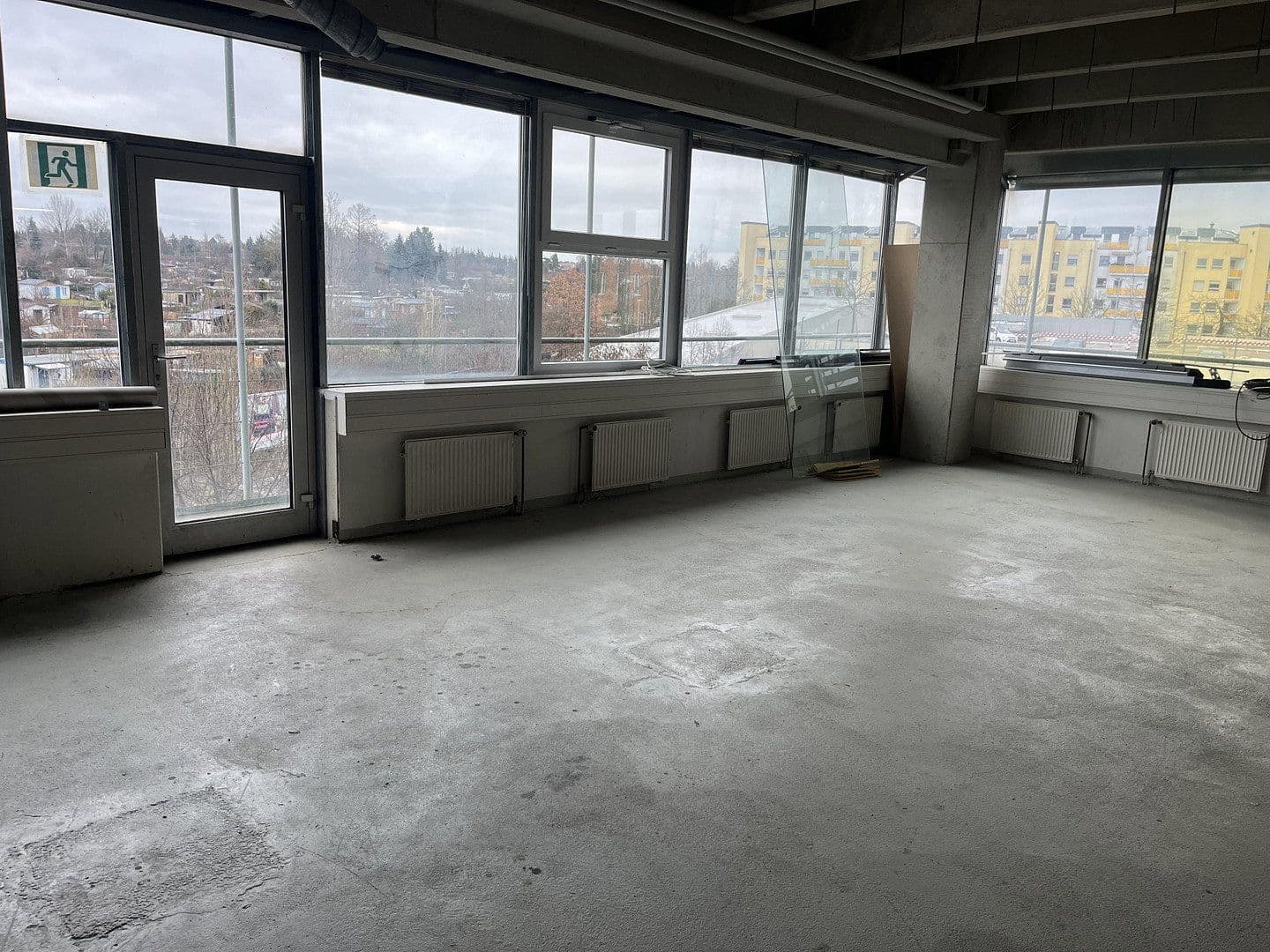 Prenájom kancelárie 460 m², Georg-Schumann-Straße 294, Leipzig, Sasko Prenájom kancelárie 460 m², Georg-Schumann-Straße 294, Leipzig, Sasko