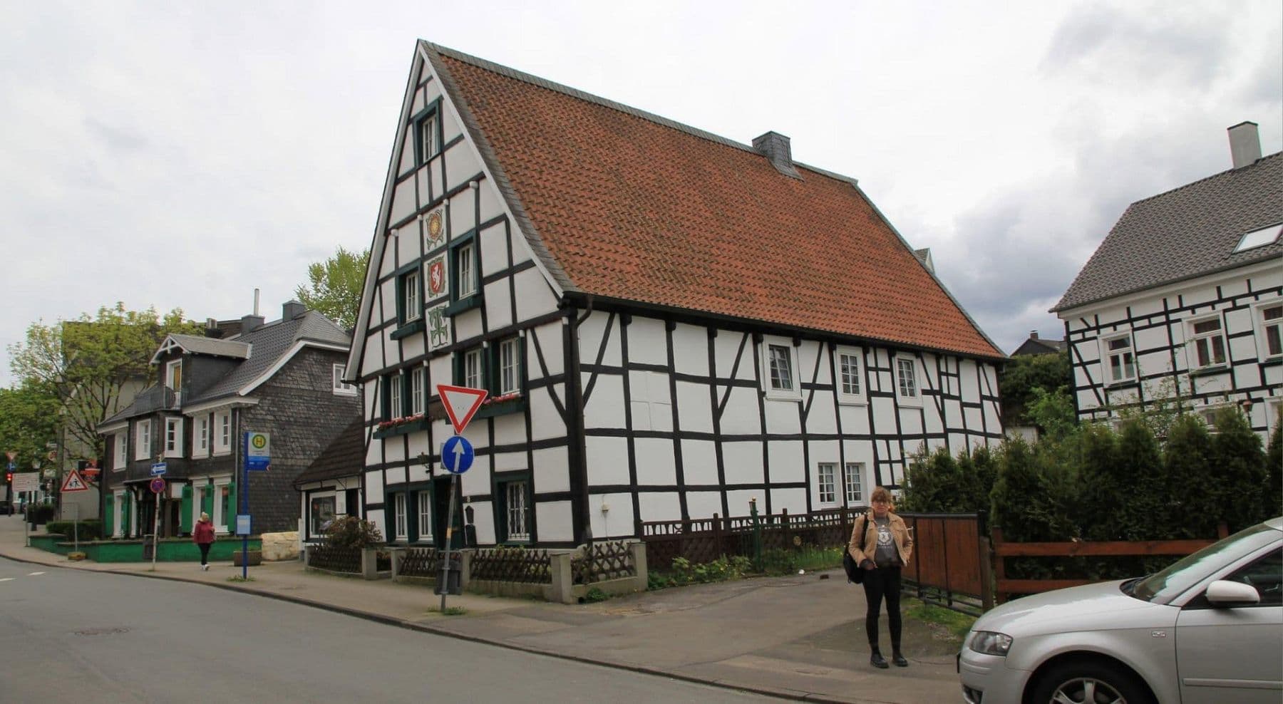 Predaj domu 733 m², pozemek 1.239 m², Wuppertal, Severné Porýnie - Westfálsko Predaj domu 733 m², pozemek 1.239 m², Wuppertal, Severné Porýnie - Westfálsko