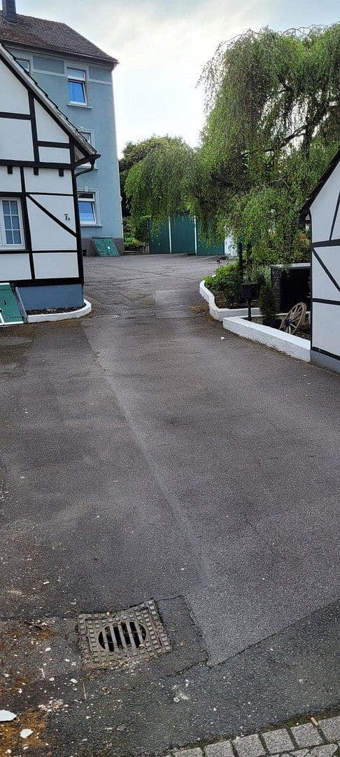 Predaj domu 733 m², pozemek 1.239 m², Wuppertal, Severné Porýnie - Westfálsko Predaj domu 733 m², pozemek 1.239 m², Wuppertal, Severné Porýnie - Westfálsko