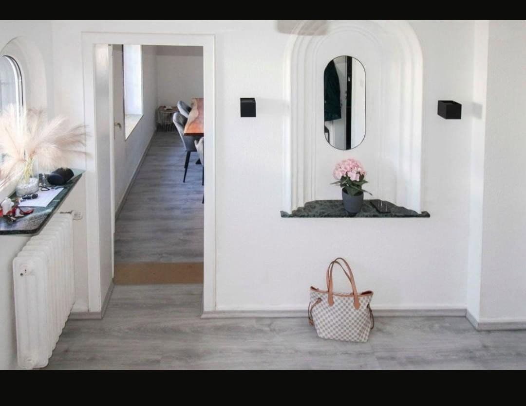 Predaj domu 733 m², pozemek 1.239 m², Wuppertal, Severné Porýnie - Westfálsko Predaj domu 733 m², pozemek 1.239 m², Wuppertal, Severné Porýnie - Westfálsko