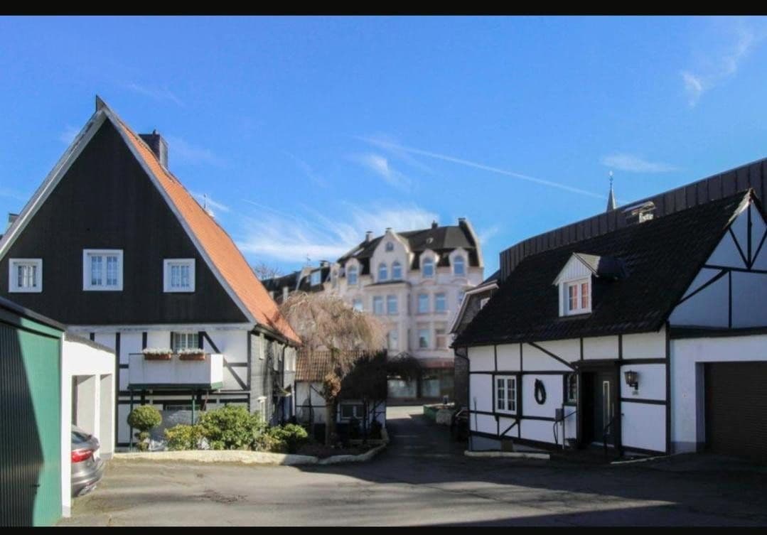 Predaj domu 733 m², pozemek 1.239 m², Wuppertal, Severné Porýnie - Westfálsko Predaj domu 733 m², pozemek 1.239 m², Wuppertal, Severné Porýnie - Westfálsko