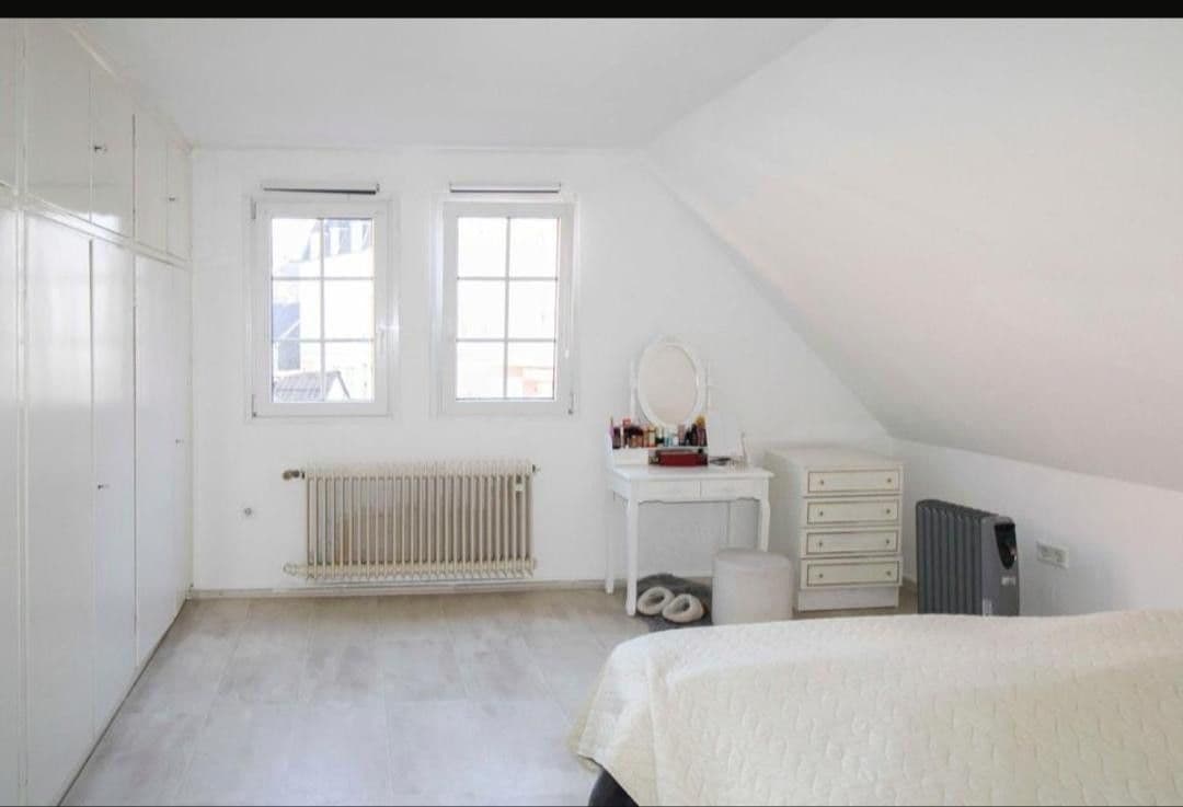 Predaj domu 733 m², pozemek 1.239 m², Wuppertal, Severné Porýnie - Westfálsko Predaj domu 733 m², pozemek 1.239 m², Wuppertal, Severné Porýnie - Westfálsko