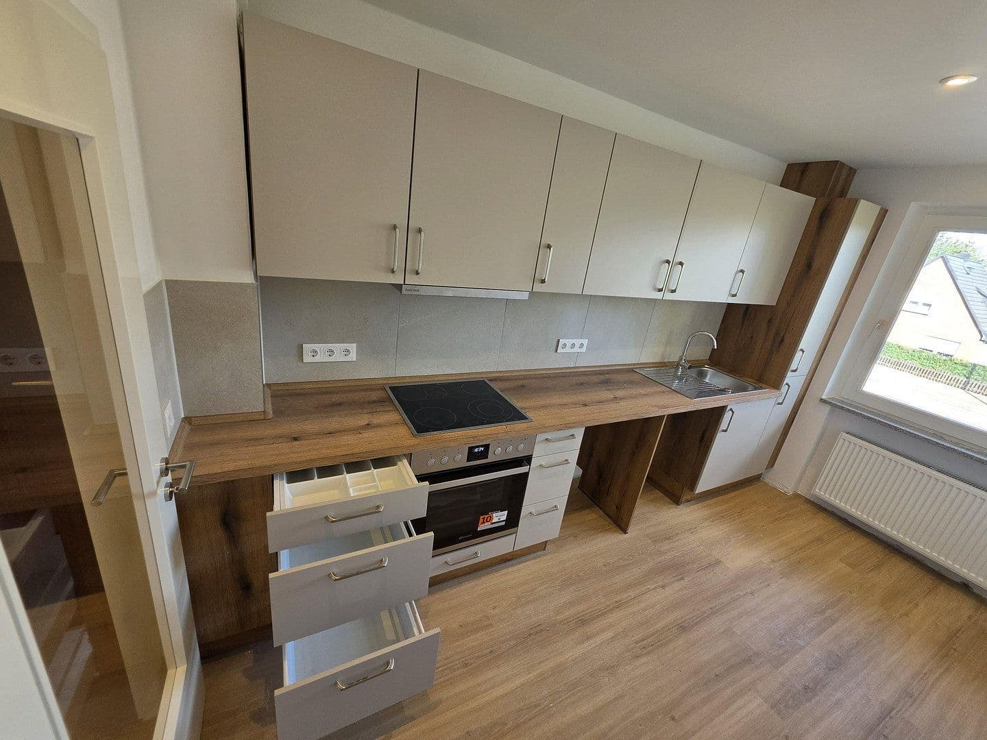 Prenájom bytu 3-izbový 90 m², Ulzburger Straße 693, Norderstedt, Šlezvicko-Holštajnsko Prenájom bytu 3-izbový 90 m², Ulzburger Straße 693, Norderstedt, Šlezvicko-Holštajnsko