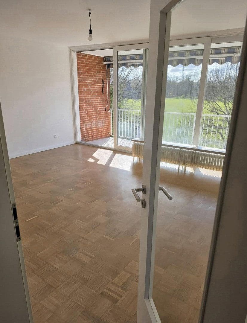 Prenájom bytu 3-izbový 90 m², Ulzburger Straße 693, Norderstedt, Šlezvicko-Holštajnsko Prenájom bytu 3-izbový 90 m², Ulzburger Straße 693, Norderstedt, Šlezvicko-Holštajnsko