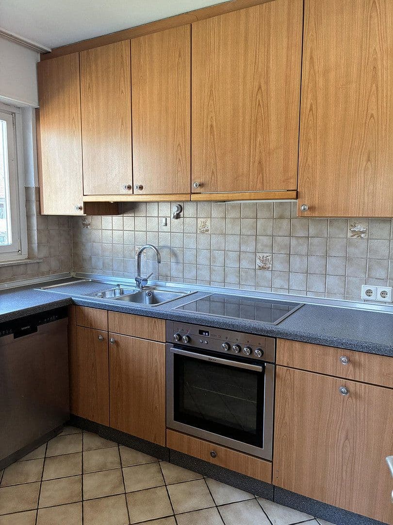 Prenájom bytu 3-izbový 78 m², Filderstadt, Bádensko-Wurttembersko Prenájom bytu 3-izbový 78 m², Filderstadt, Bádensko-Wurttembersko