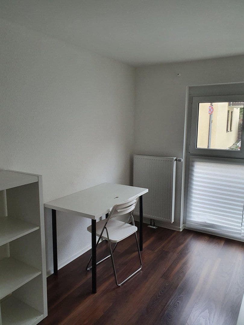 Prenájom bytu 11 m², Stuttgart, Bádensko-Wurttembersko Prenájom bytu 11 m², Stuttgart, Bádensko-Wurttembersko