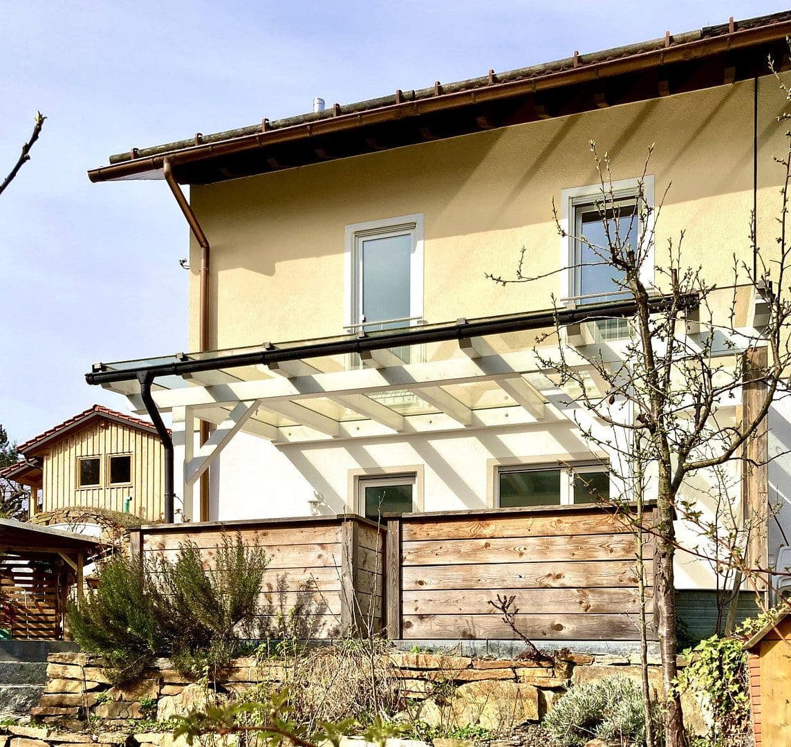 Predaj domu 161 m², pozemek 355 m², Isen, Bavorsko Predaj domu 161 m², pozemek 355 m², Isen, Bavorsko